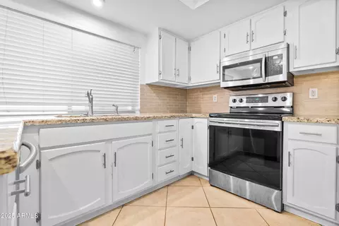 Kitchen - 962 W Keating Ave, Mesa, AZ 85210 photo 1 of 2