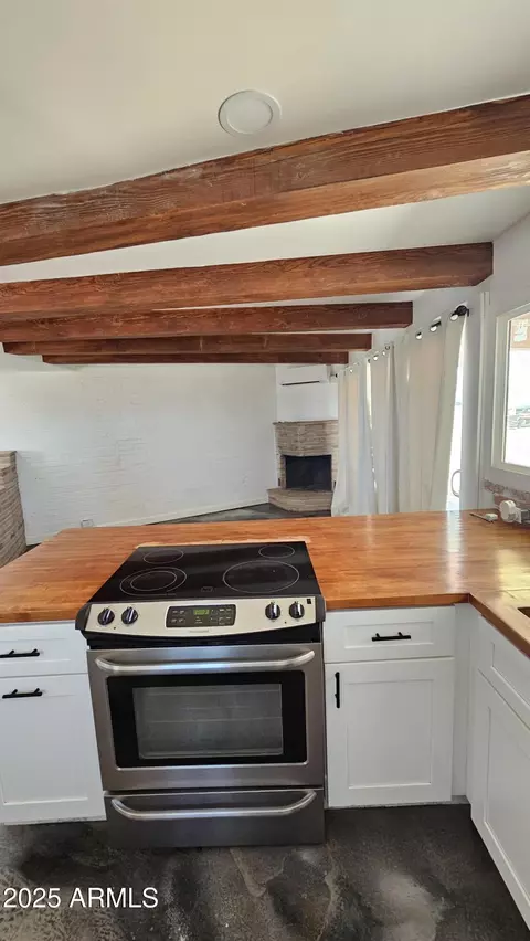 Kitchen - 9220 N Diffin Rd, Florence, AZ 85132 photo 1 of 4