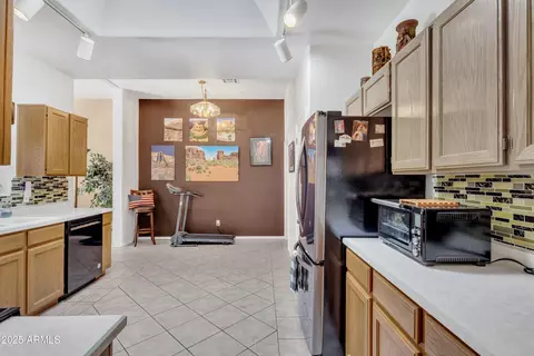 Kitchen - 7006 E Jensen St #48, Mesa, AZ 85207 photo 4 of 4