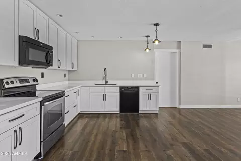 Other - 5525 E Thomas Rd #K16, Phoenix, AZ 85018 photo 1 of 11