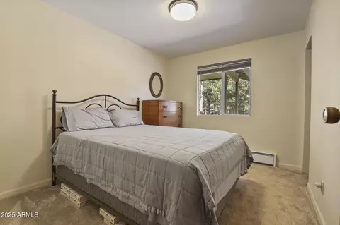 Bedroom - 3017 Larson Loop, Forest Lakes, AZ 85931 photo 1 of 4