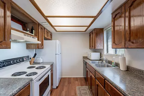 3131 W Cochise Dr #269, Phoenix, AZ 85051