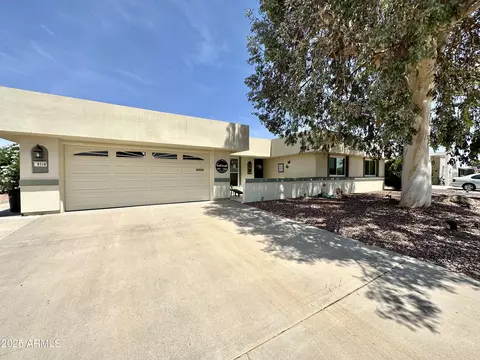 9318 W Briarwood Cir, Sun City, AZ 85351