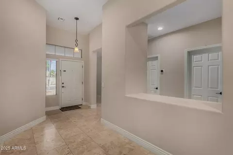 927 S Ash St, Gilbert, AZ 85233 photo 4