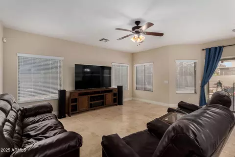927 S Ash St, Gilbert, AZ 85233 photo 11