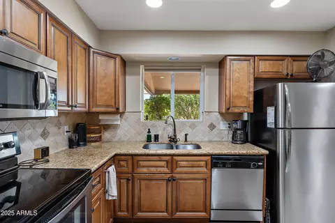 Kitchen - 6448 E Des Moines St, Mesa, AZ 85205 photo 2 of 2