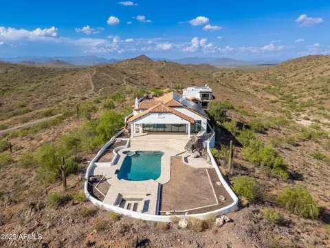 301 E Jomax Rd, Phoenix, AZ 85085