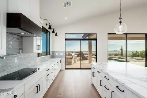 Kitchen - 301 E Jomax Rd, Phoenix, AZ 85085 photo 2 of 2