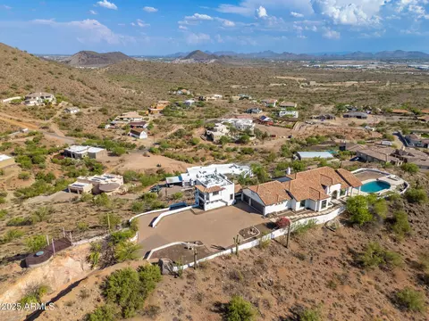 View/Area - 301 E Jomax Rd, Phoenix, AZ 85085 photo 5 of 6