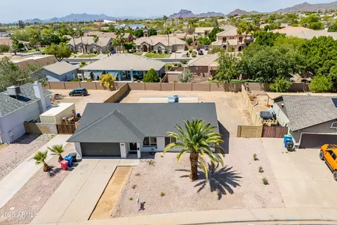 View/Area - 6944 E Gary Cir, Mesa, AZ 85207 photo 2 of 6