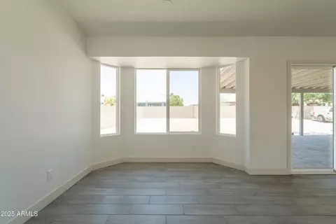Living - 6944 E Gary Cir, Mesa, AZ 85207 photo 4 of 4