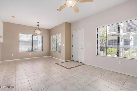 Living - 3150 E Beardsley Rd #1091, Phoenix, AZ 85050 photo 1 of 2