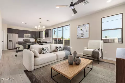 802 W Buist Ave, Phoenix, AZ 85041