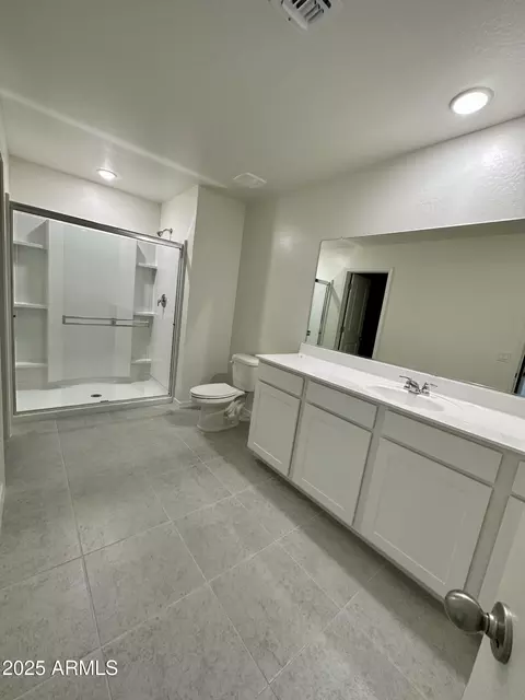 Bath - 5701 E Iris Dr, Florence, AZ 85132 photo 1 of 1