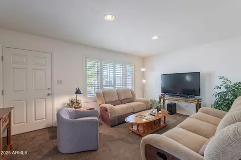 314 E Melrose Dr, Casa Grande, AZ 85122