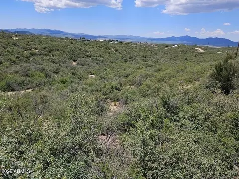 8065 W Framingham Rd #221, Kirkland, AZ 86332