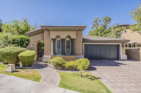 3406 E Pyrenees Pass, Phoenix, AZ 85018 photo 2
