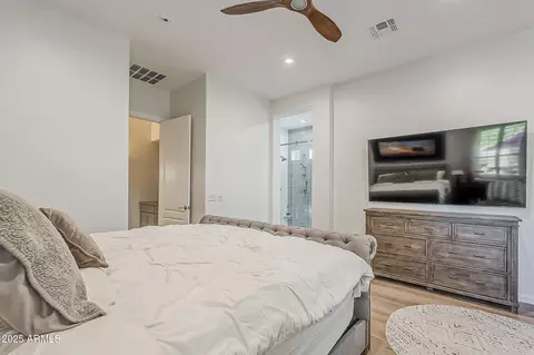 3406 E Pyrenees Pass, Phoenix, AZ 85018 photo 11