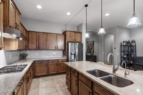 8633 E Kael Cir, Mesa, AZ 85207 photo 7