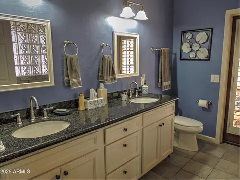 Bath - 4517 E Ute St, Phoenix, AZ 85044 photo 1 of 4