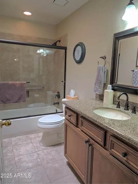 Bath - 4517 E Ute St, Phoenix, AZ 85044 photo 4 of 4