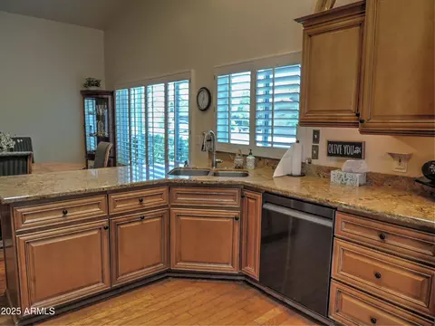 Kitchen - 4517 E Ute St, Phoenix, AZ 85044 photo 3 of 5