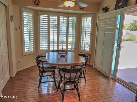 Dining - 4517 E Ute St, Phoenix, AZ 85044 photo 1 of 4