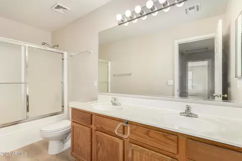 Bath - 11511 E Renata Ave, Mesa, AZ 85212 photo 3 of 3