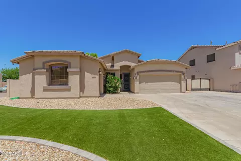 7008 W Southgate Ave, Phoenix, AZ 85043