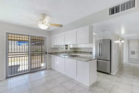 2030 E Alder Cir, Mesa, AZ 85204 photo 8