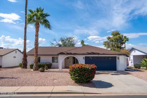 1800 W Shawnee Dr, Chandler, AZ 85224