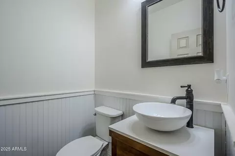 Bath - 10925 E Toluca Ave, Mesa, AZ 85212 photo 3 of 4