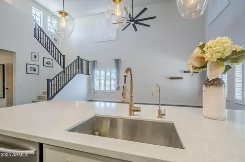 Kitchen - 10925 E Toluca Ave, Mesa, AZ 85212 photo 7 of 9