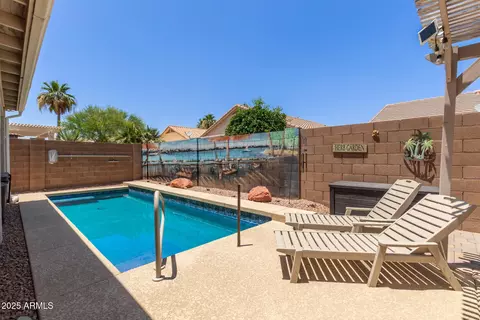 18080 W Spencer Dr, Surprise, AZ 85374