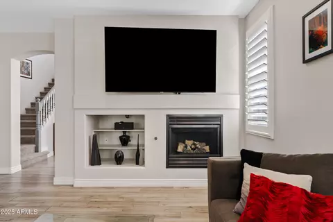 Living - 4976 E Thunderbird Dr, Chandler, AZ 85249 photo 4 of 4