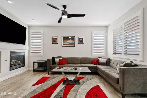 Living - 4976 E Thunderbird Dr, Chandler, AZ 85249 photo 1 of 4