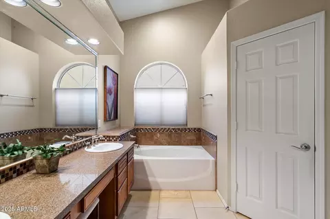 3350 E Rosemonte Dr, Phoenix, AZ 85050 photo 16