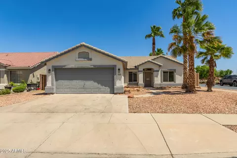 7924 W Hammond Ln, Phoenix, AZ 85043