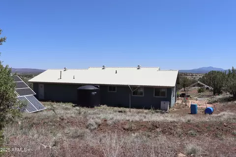 1155 W Half Moon Ct, Ash Fork, AZ 86320 photo 30