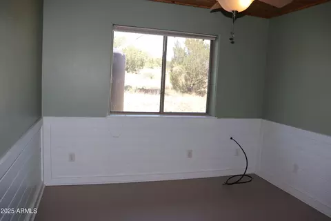 1155 W Half Moon Ct, Ash Fork, AZ 86320 photo 18