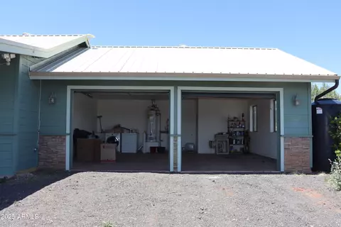 1155 W Half Moon Ct, Ash Fork, AZ 86320 photo 24