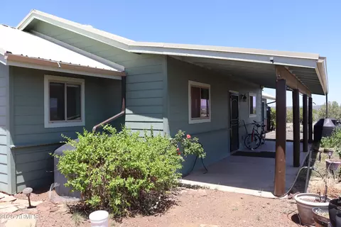 1155 W Half Moon Ct, Ash Fork, AZ 86320 photo 27
