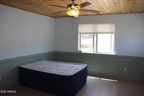 1155 W Half Moon Ct, Ash Fork, AZ 86320 photo 14