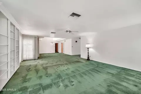 Living - 7037 N 11th Dr, Phoenix, AZ 85021 photo 4 of 5