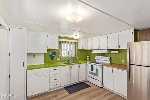 1050 E Broadway Ave #10, Apache Junction, AZ 85119 photo 7