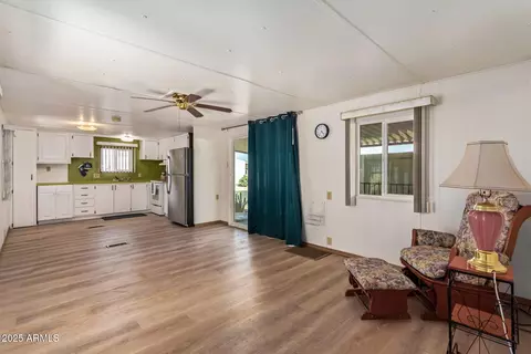 1050 E Broadway Ave #10, Apache Junction, AZ 85119 photo 3
