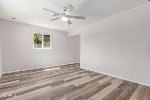 2008 W Lawrence Rd, Phoenix, AZ 85015