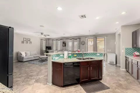 Kitchen - 5312 S 33rd Ave, Phoenix, AZ 85041 photo 1 of 3