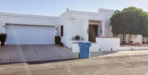 1026 E Michelle Dr, Phoenix, AZ 85022