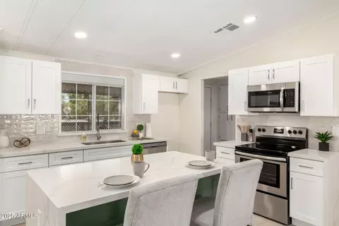2157 N Delaware Dr, Apache Junction, AZ 85120 photo 13